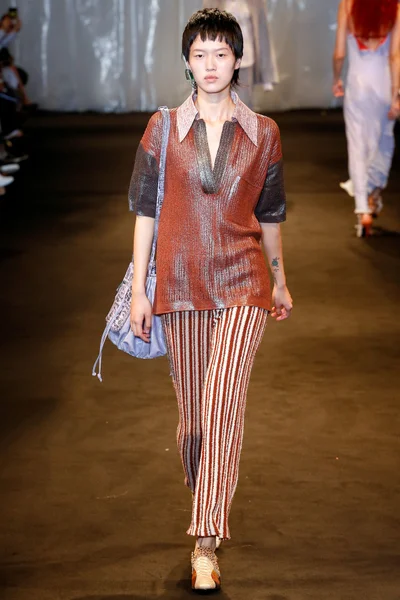 Look 26